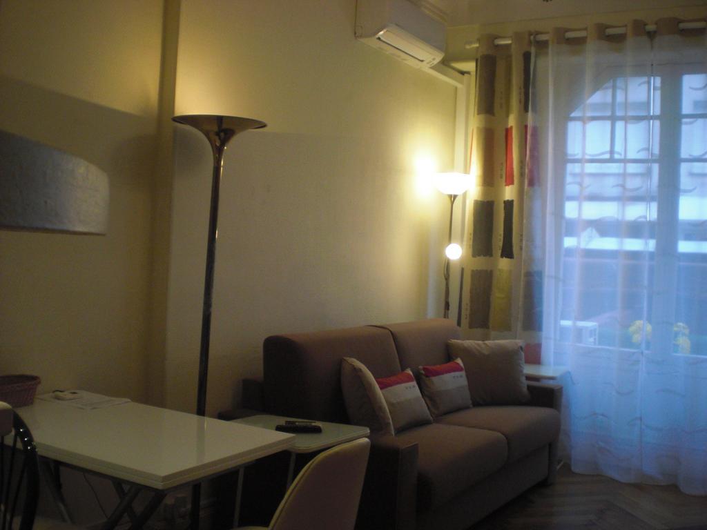 Studio Carré D'or, à 50 M De La Et Du Négresco Nice